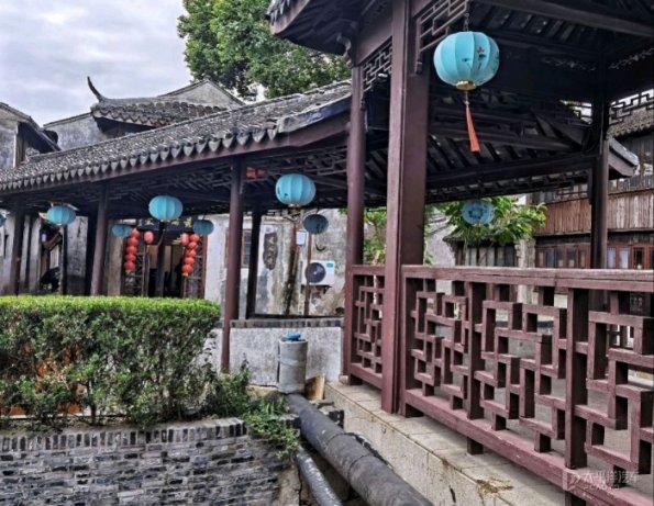 解锁知识的问答平台-旅游跟团好,还是自己去?